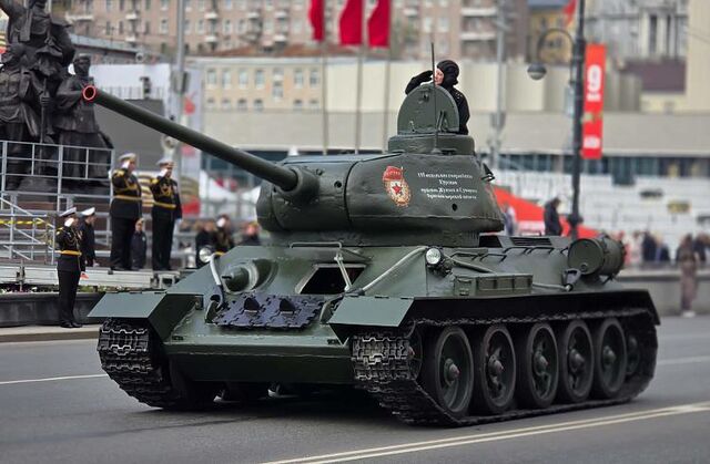 Во Владивостоке начинаются вечерние репетиции военного парада - Vladnews.ru - Новости Владивосток и Дальнего Востока, 22.04.2026