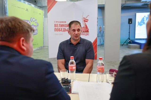 Участник программы «Герои Приморья» проходит стажировку в мэрии Уссурийска - Vladnews.ru - Новости Владивосток и Дальнего Востока, 29.04.2026