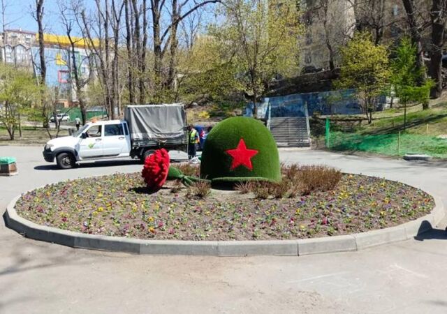 Во Владивостоке украшают скверы и парки ко Дню Победы - Vladnews.ru - Новости Владивосток и Дальнего Востока, 04.05.2026