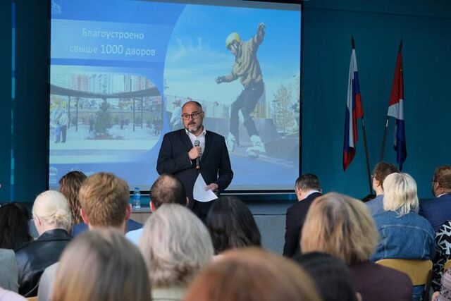 Новый мост, дороги и парк: Шестаков встретился с жителями Ленинского района - Vladnews.ru - Новости Владивосток и Дальнего Востока, 04.06.2026