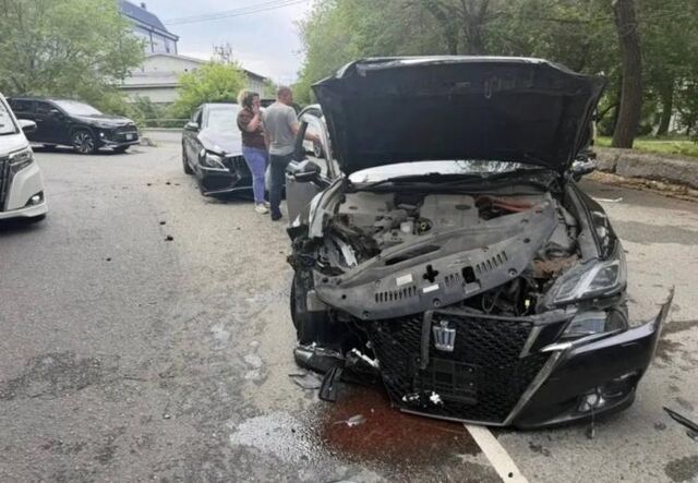 Виновник ДТП во Владивостоке бросил машину и скрылся - Vladnews.ru - Новости Владивосток и Дальнего Востока, 08.06.2026