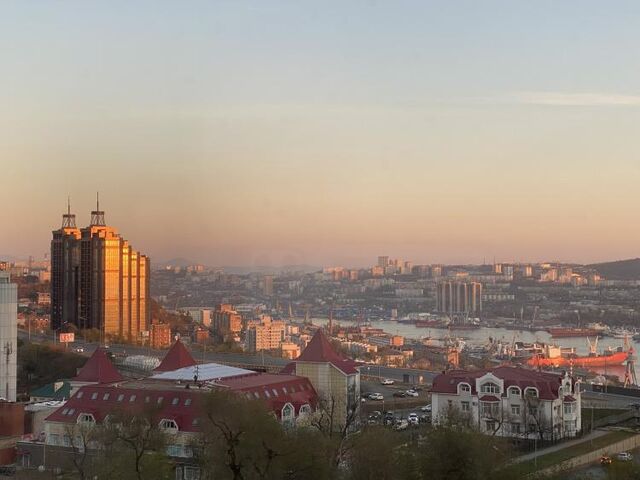 Дорожники вышли на улицы Владивостока - Vladnews.ru - Новости Владивосток и Дальнего Востока, 22.06.2026