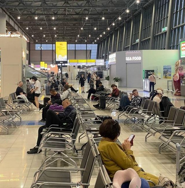Вылет рейса Владивосток-Иркутск задержали почти на сутки - Vladnews.ru - Новости Владивосток и Дальнего Востока, 11.07.2026