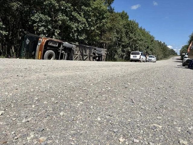 В Уссурийске перевернулся автобус с детьми - Vladnews.ru - Новости Владивосток и Дальнего Востока, 20.08.2026