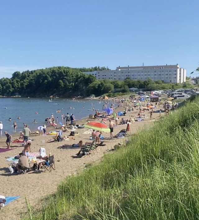 Купальный сезон продолжается: вода во Владивостоке прогрелась до +23,5°C Купальный сезон продолжается: вода во Владивостоке прогрелась до +23,5°C - Vladnews.ru - Новости Владивосток и Дальнего Востока, 19.09.2026