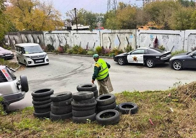 С начала осени с улиц Владивостоке вывезли более 1200 старых автопокрышек - Vladnews.ru - Новости Владивосток и Дальнего Востока, 17.10.2026