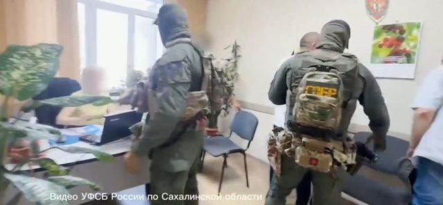 На Сахалине за незаконную миграцию и взятки осудили шесть человек На Сахалине за незаконную миграцию и взятки осудили шесть человек - Vladnews.ru - Новости Владивосток и Дальнего Востока, 26.10.2026