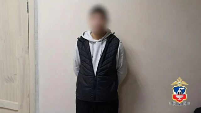 В Барнауле задержан курьер-аферист, который забрал у шести пожилых людей почти 2 млн рублей - Инцидент Барнаул, 04.12.2023