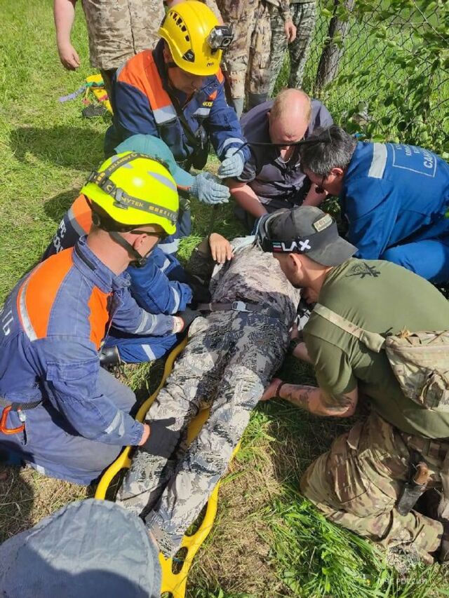 Туриста с подозрением на перелом позвоночника доставили вертолётом из Солонешенского района в Барнаул Туриста с подозрением на перелом позвоночника доставили вертолётом из Солонешенского района в Барнаул - Инцидент Барнаул, 24.05.2025
