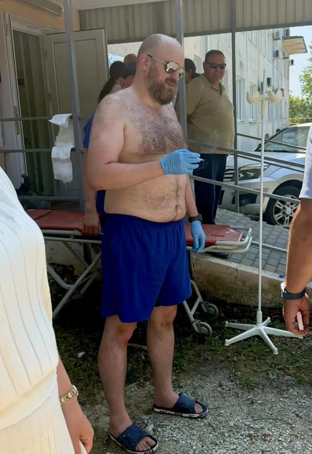 В Ростове наградили врача, который спасал пострадавших после атаки дрона в Архипо-Осиповке - Югополис, 15.08.2026