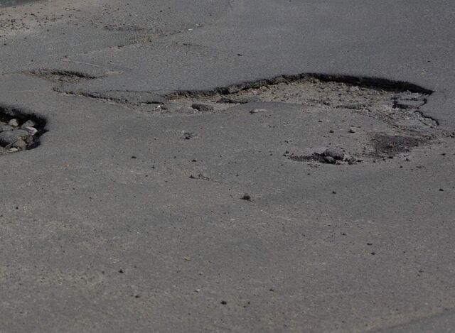 Транспортная прокуратура добивается ремонта дороги на улице Целинной в Хабаровске - Губерния l Хабаровск, 10.03.2026