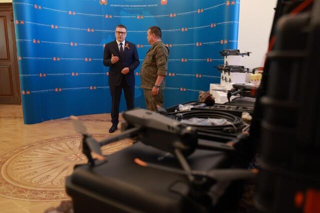 Алексей Текслер передал 13 дронов челябинским танкистам - Вечерний Челябинск, 08.05.2025