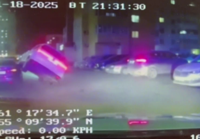 В Челябинске уходивший от погони пьяный водитель припарковался на другой машине - Вечерний Челябинск, 19.11.2025