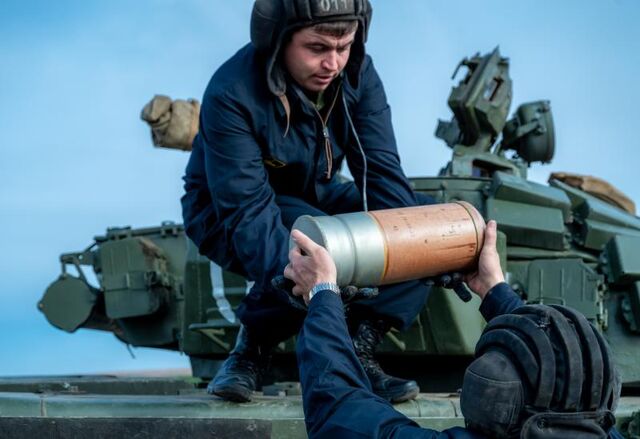 Текслер поблагодарил челябинских артиллеристов и ракетчиков за победы - Вечерний Челябинск, 19.11.2025