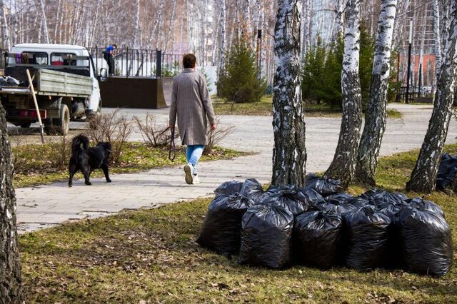 Мэр раскритиковал службы Челябинска за невывезенные после субботников мешки - Вечерний Челябинск, 13.04.2026