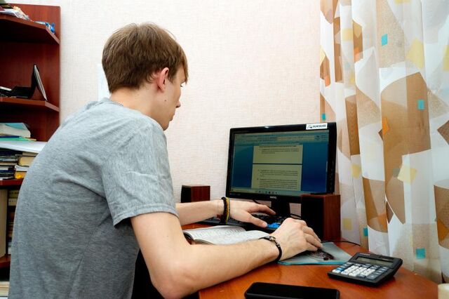 Школьники из Челябинска протестируют ИИ-помощник для подготовки к ЕГЭ - Вечерний Челябинск, 28.04.2026