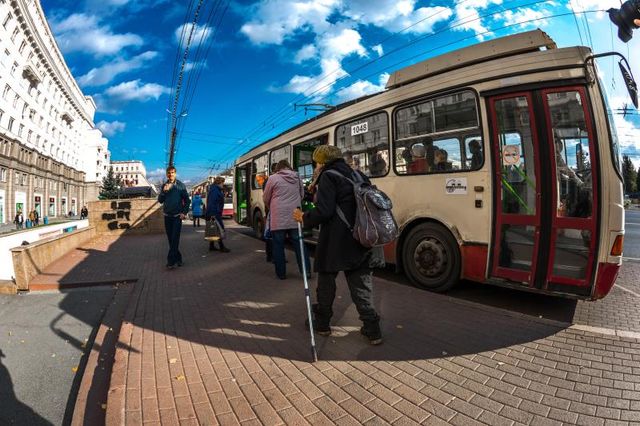 В Челябинске из-за ремонта труб изменят маршруты автобусов и троллейбусов - Вечерний Челябинск, 15.08.2026