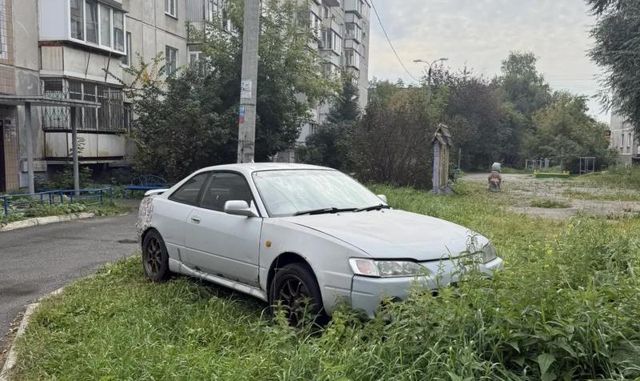 Более 500 водителей оштрафовали за парковку на газонах в Челябинске - Вечерний Челябинск, 19.10.2026