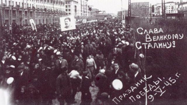 Челябинская область отмечала Победу 9 мая 1945 года с раннего утра - Телекомпания ОТВ. Челябинское областное телевидение, 09.05.2025