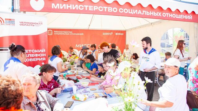 Фестиваль «Челябинская область — большая семья» приехал в Агаповку - Телекомпания ОТВ. Челябинское областное телевидение, 12.07.2025
