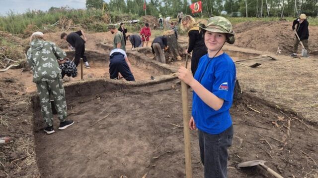 Редкий нож из мышьяковой бронзы нашли археологи на Южном Урале в сезоне-2025 - Телекомпания ОТВ. Челябинское областное телевидение, 07.11.2025