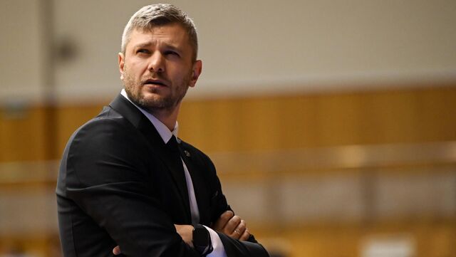 Экс-тренер «Челбаскета» поставил подножку челябинскому клубу «ЧБК» в Суперлиге - Телекомпания ОТВ. Челябинское областное телевидение, 19.11.2025