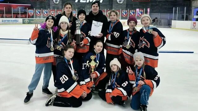 Команда «Челябинские волчицы» выиграла хоккейный турнир «Золотая шайба» - Телекомпания ОТВ. Челябинское областное телевидение, 14.04.2026