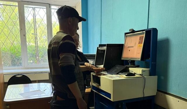 В Челябинске допросили китайца с недействительной визой через переводчика - Телекомпания ОТВ. Челябинское областное телевидение, 22.05.2026