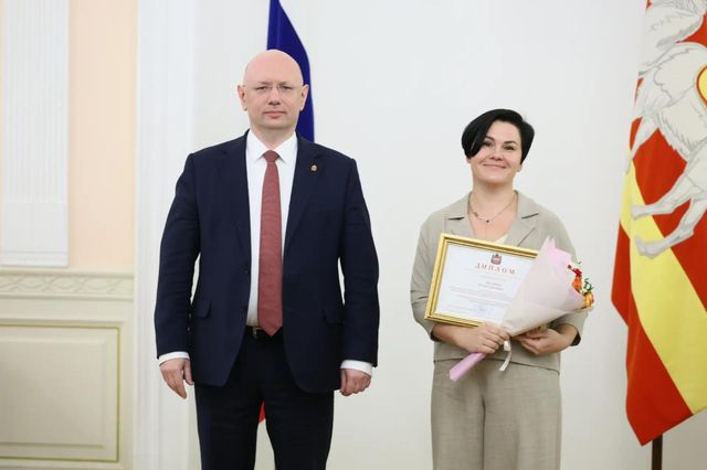 В Челябинской области вручили награды лучшим педагогам - Телекомпания ОТВ. Челябинское областное телевидение, 06.10.2026