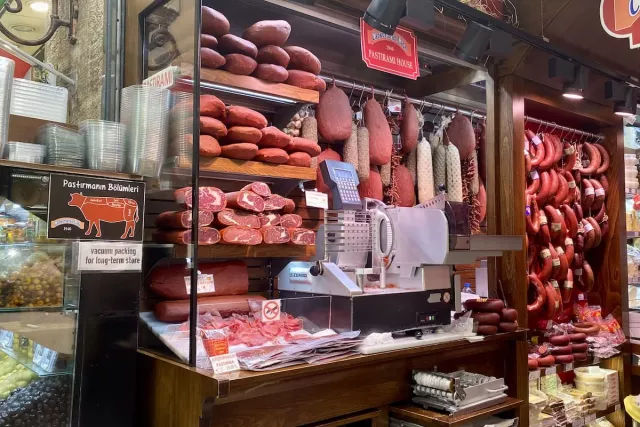 Цены на колбасу перед Новым годом могут подняться на 5-10% - Новости Уфы и Республики Башкортостан - UfaTime.ru, 19.11.2025