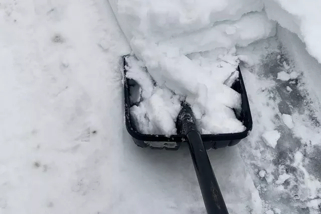 «Давка» каждую зиму – уфимцы рассказали о неработающих дорожных запретах - Новости Уфы и Республики Башкортостан - UfaTime.ru, 14.03.2026
