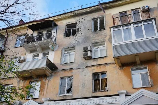 После ночной атаки БПЛА в Новороссийске пострадали 60 квартир - Yug-24.ru - Главные новости Краснодара и Краснодарского края, 15.11.2025