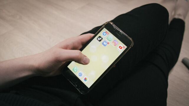 Психолог призвала запретить группы с пропагандой РПП - Transsibinfo, 18.04.2025