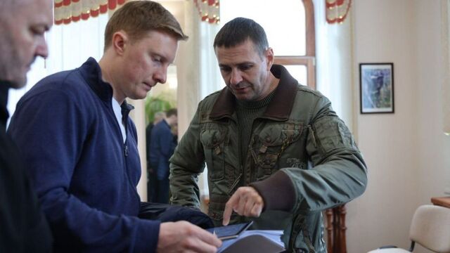 Губернатор Дмитрий Демешин взялся за аудит культурного наследия в Хабаровске - Восток-Медиа, 22.04.2025