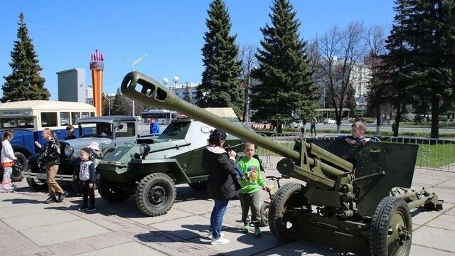В Уфе покажут ретро-технику ко Дню Победы - Новости Уфы и Башкирии - Медиакорсеть, 08.05.2025