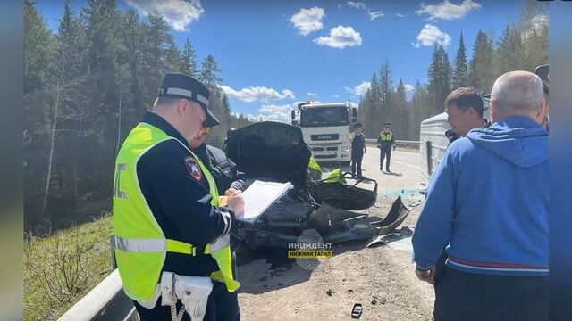 Автобус, грузовик и ВАЗ столкнулись на трассе под Тагилом, есть погибшие - Новости Нижнего Тагила и Свердловской области - TagilCity, 16.05.2025