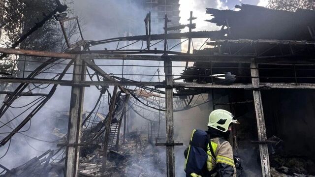 В Ростове-на-Дону сгорел цех по упаковке рыбы - RostovGazeta, 17.05.2025