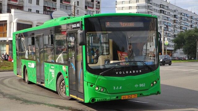 В Челябинске поменяли маршруты автобусов из-за аварии на водопроводе - Новости Челябинска и Челябинской области - Курс Дела, 17.05.2025
