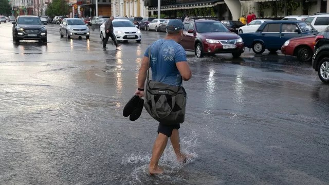 Мощный ливень обрушился 19 мая на Ростов-на-Дону - RostovGazeta, 19.05.2025