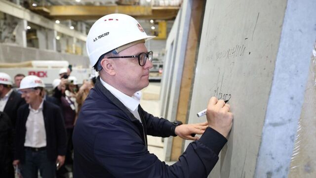 Домостроение, машиностроение, скалолазание. Итоги поездки Алексея Текслера в Миасс - Новости Челябинска и Челябинской области - Курс Дела, 23.05.2025