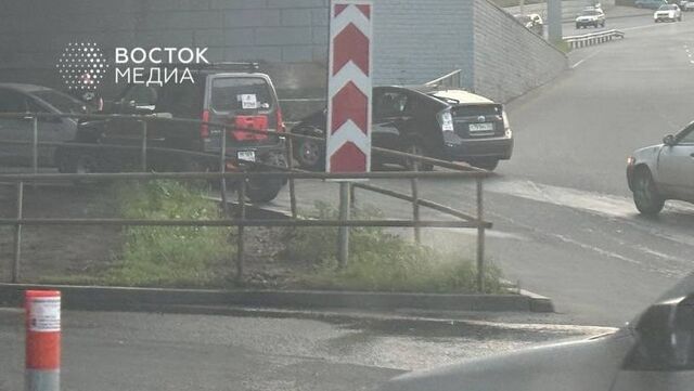 Авария в неудобном месте спровоцировала затор во Владивостоке - Восток-Медиа, 08.06.2025