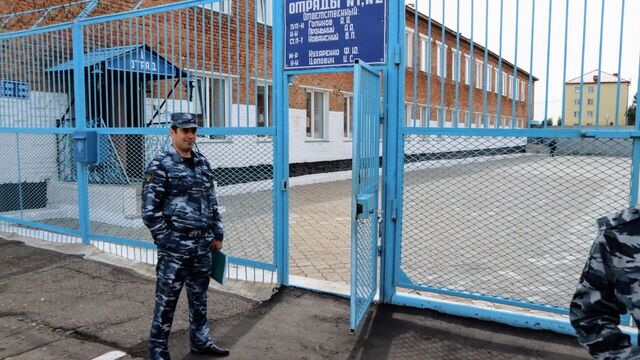 Инспектора СИЗО будут судить в Екатеринбурге за передачу заключенному телефона - Новости Нижнего Тагила и Свердловской области - TagilCity, 14.06.2025