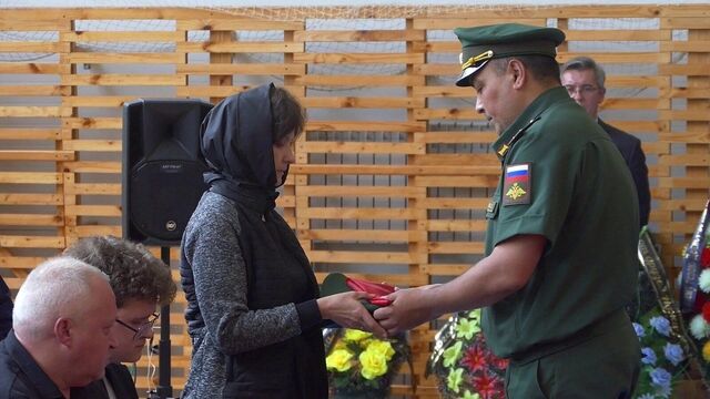 В Белорецке похоронили Дениса Конькова - Новости Уфы и Башкирии - Медиакорсеть, 29.06.2025
