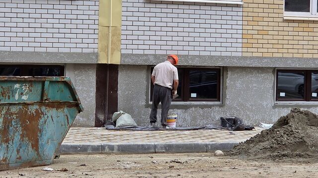 На Кубани продлили срок работы мигрантов на стройках соцобъектов - kubanpress.ru, 01.07.2025