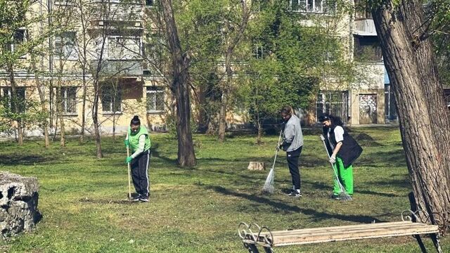 В горадминистрации в Ростовской области заставили фирму убирать парк бесплатно - RostovGazeta, 21.07.2025