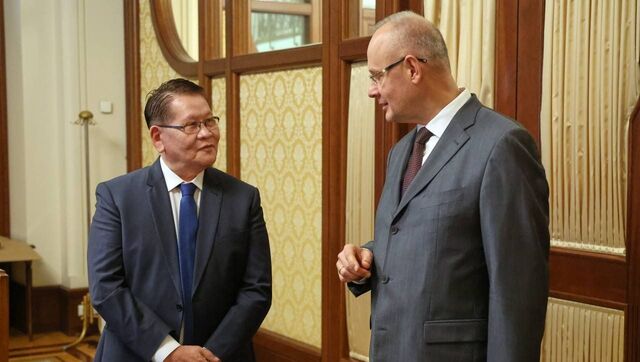 Премьер-министр Монголии Гомбожавын Занданшатар войдет в состав делегации ВЭФ-2025 - Transsibinfo, 29.08.2025