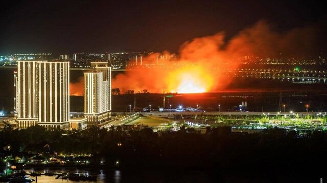 Площадь пожара возле стадиона «Ростов Арена» выросла в четыре раза - RostovGazeta, 30.08.2025