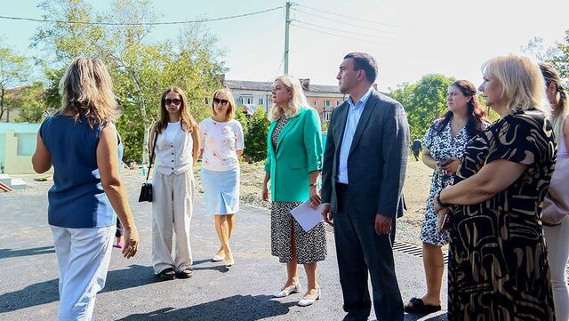 Находка меняется: глава округа проверил ход ремонта ключевых социальных объектов - Восток-Медиа, 15.09.2025