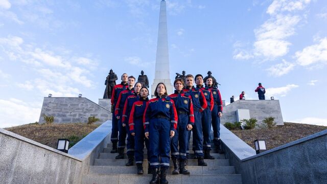 Добровольцы ДВФУ вернулись из гуманитарной миссии в Луганске - Восток-Медиа, 01.11.2025