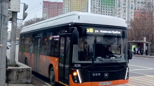 На новом маршруте Э-16 в Нижнем Новгороде работают всего два электробуса - Новости Нижнего Новгорода и Нижегородской области - NewsNN, 01.11.2025